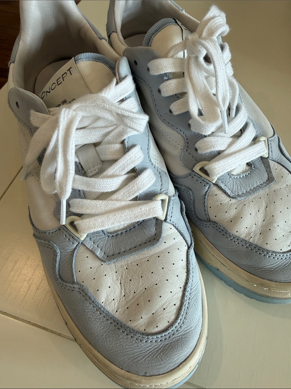 ONCEPT Women's Casual Leather Phoenix Sneakers in Light Blue & White size 11